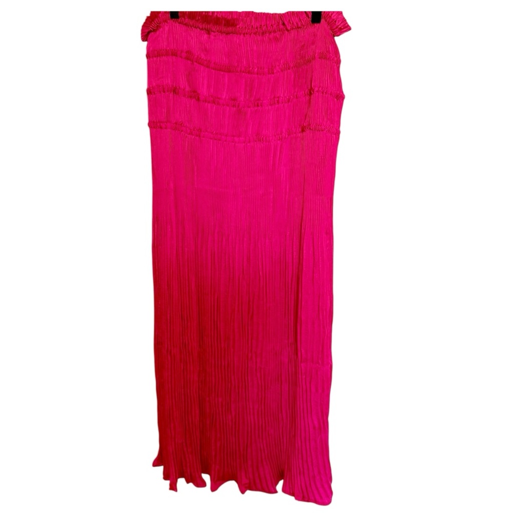 Yakira Bella Hot Pink Tiered Skirt Sz-Small Stretch-NEW WITH TAGS (Orig $68)